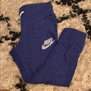Nike Active Wear Capris